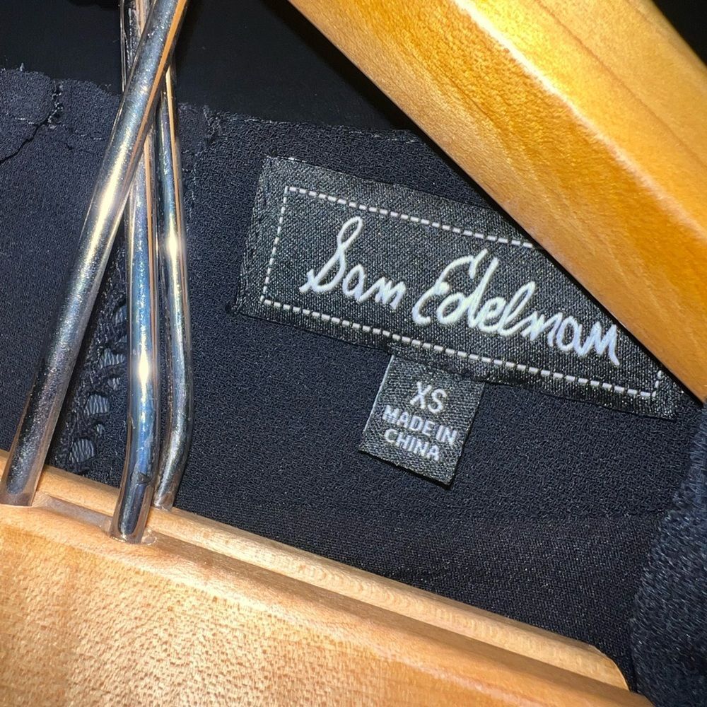 Sam Edelman Solid Black Back Zip Crop Top Size Xs… - image 5